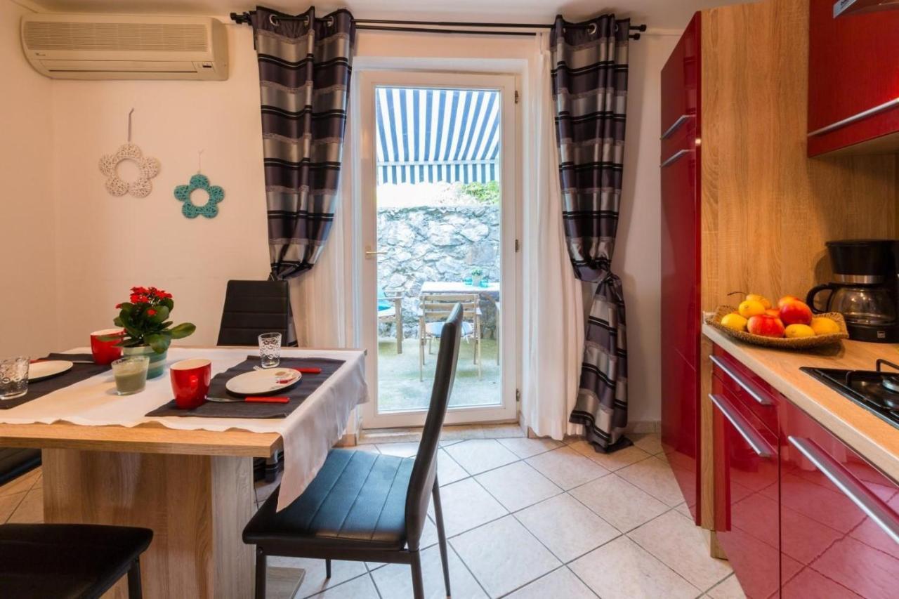Two-Bedroom Apartment In Crikvenica Lxxxix Драмал Екстериор снимка
