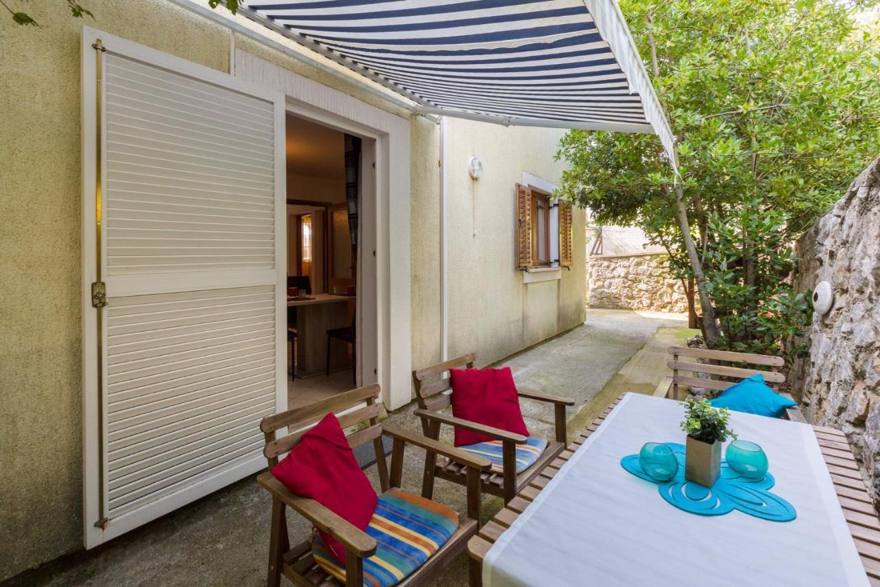 Two-Bedroom Apartment In Crikvenica Lxxxix Драмал Екстериор снимка