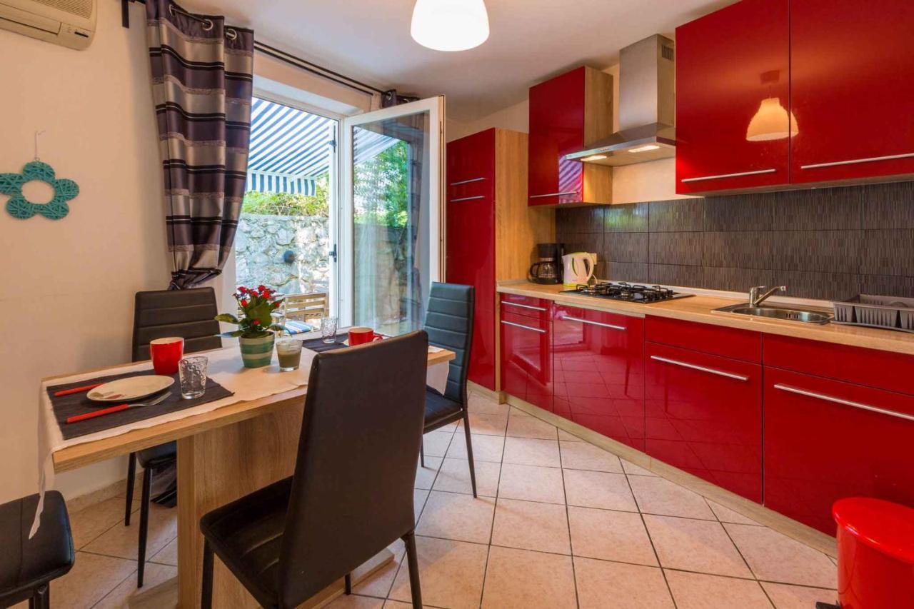 Two-Bedroom Apartment In Crikvenica Lxxxix Драмал Екстериор снимка